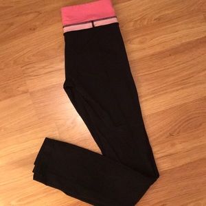 Lululemon black leggings